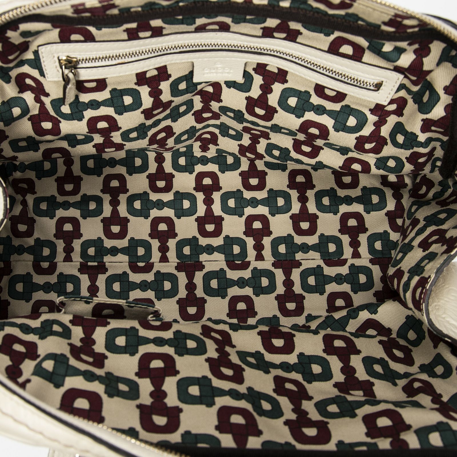 GUCCI グッチシニョリア