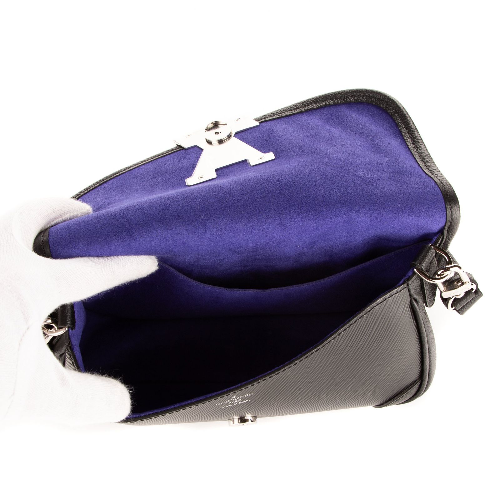 VUITTON ルイヴィトンビュシ黒エピA