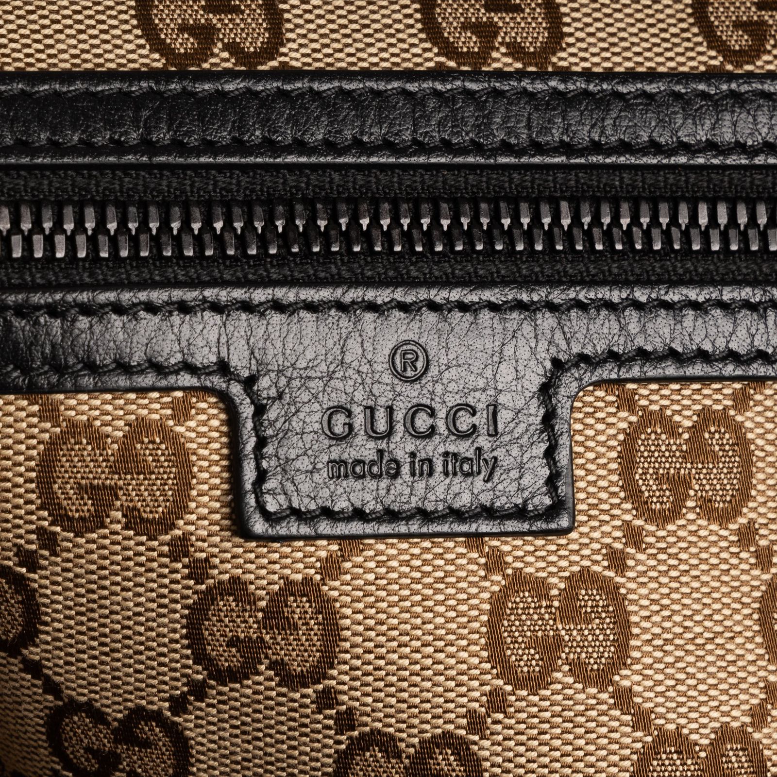 グッチウィークエンダー黒スムースレザーA