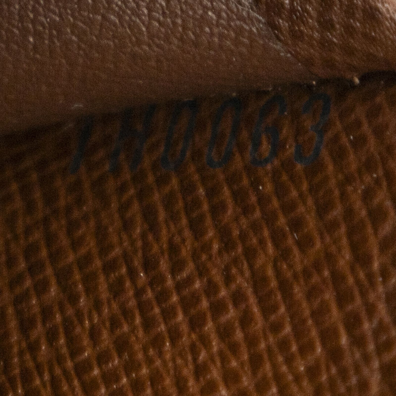 VUITTON ルイヴィトンポルトモネ茶色モノグラムキャンバスA