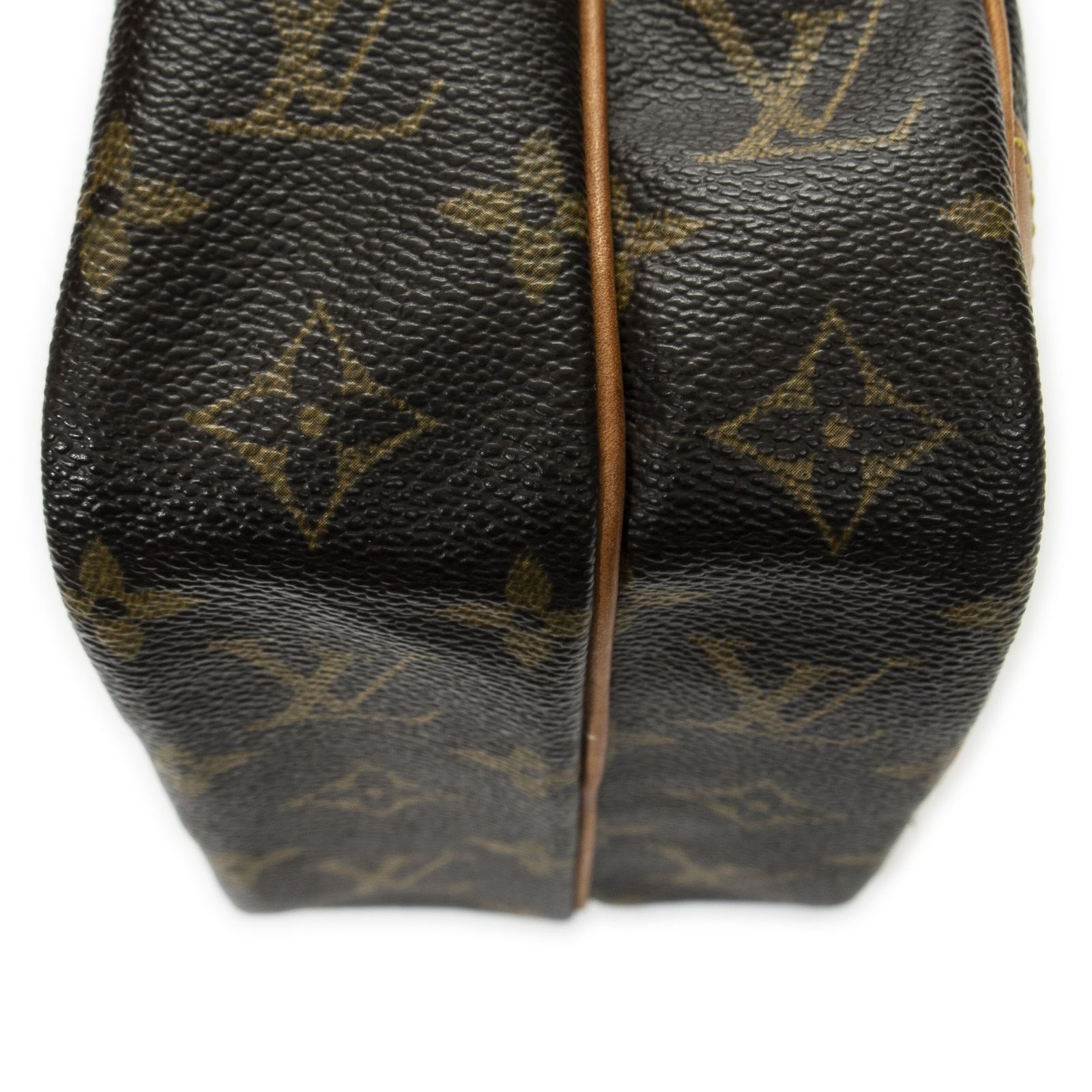 ルイヴィトンアマゾン茶色モノグラムキャンバスA