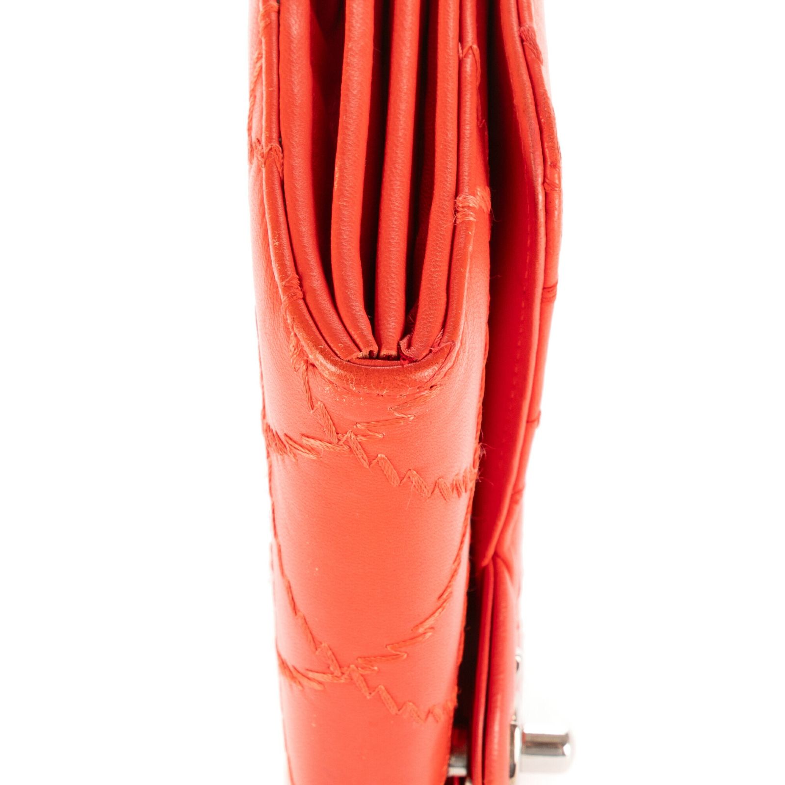 CHANEL シャネルWOCフラップウルトラスティッチオレンジラムスキンA