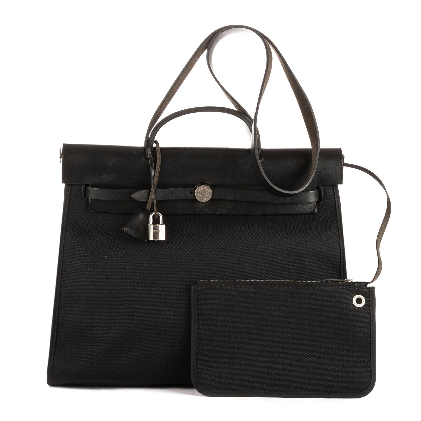 HERMES エルメスエールバッグ ジップ黒バレニアレザーA