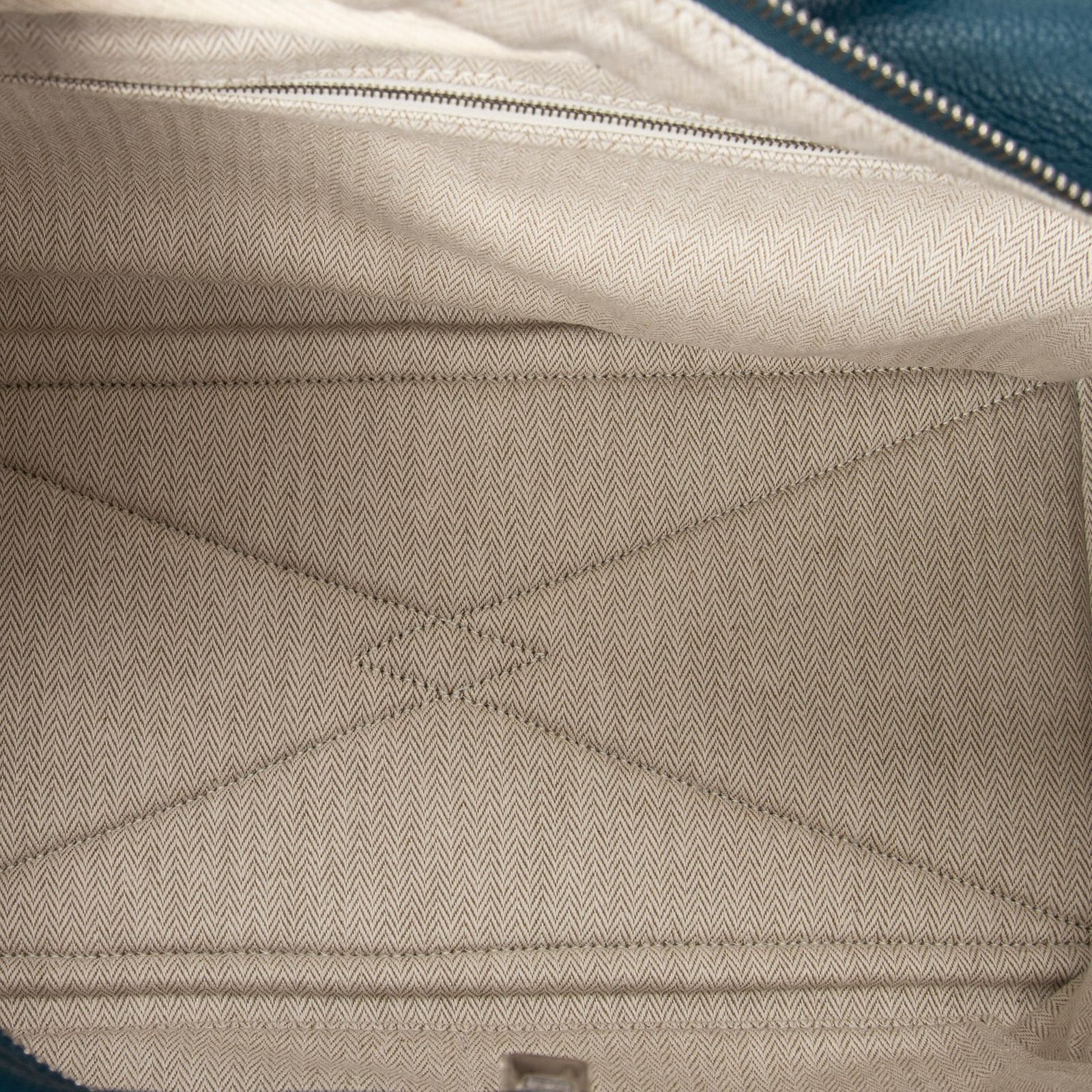 エルメスヴィクトリア II青クレマンスレザーA