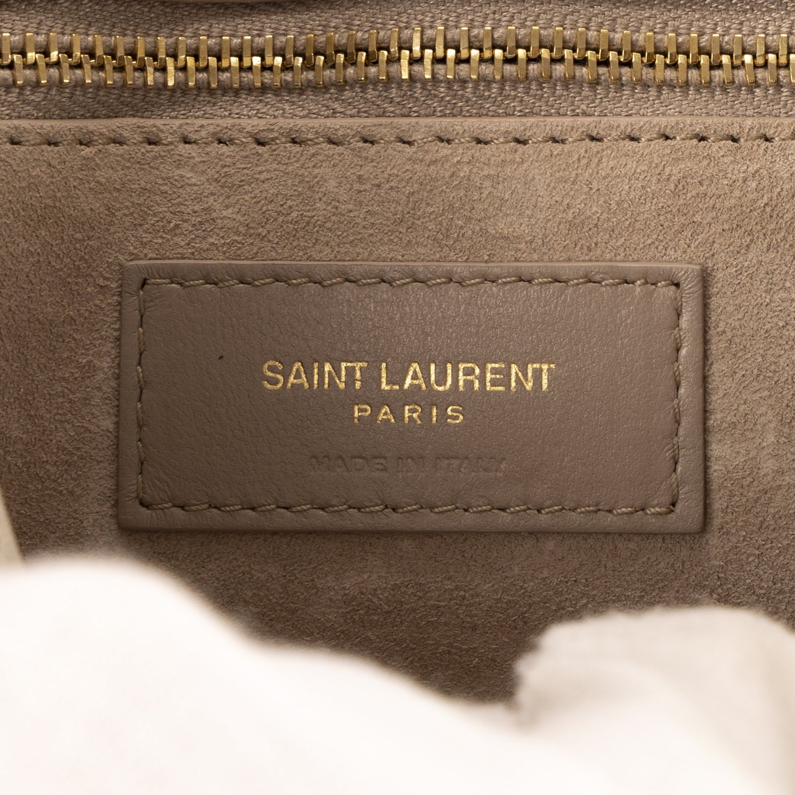 イヴサンローラン5 A