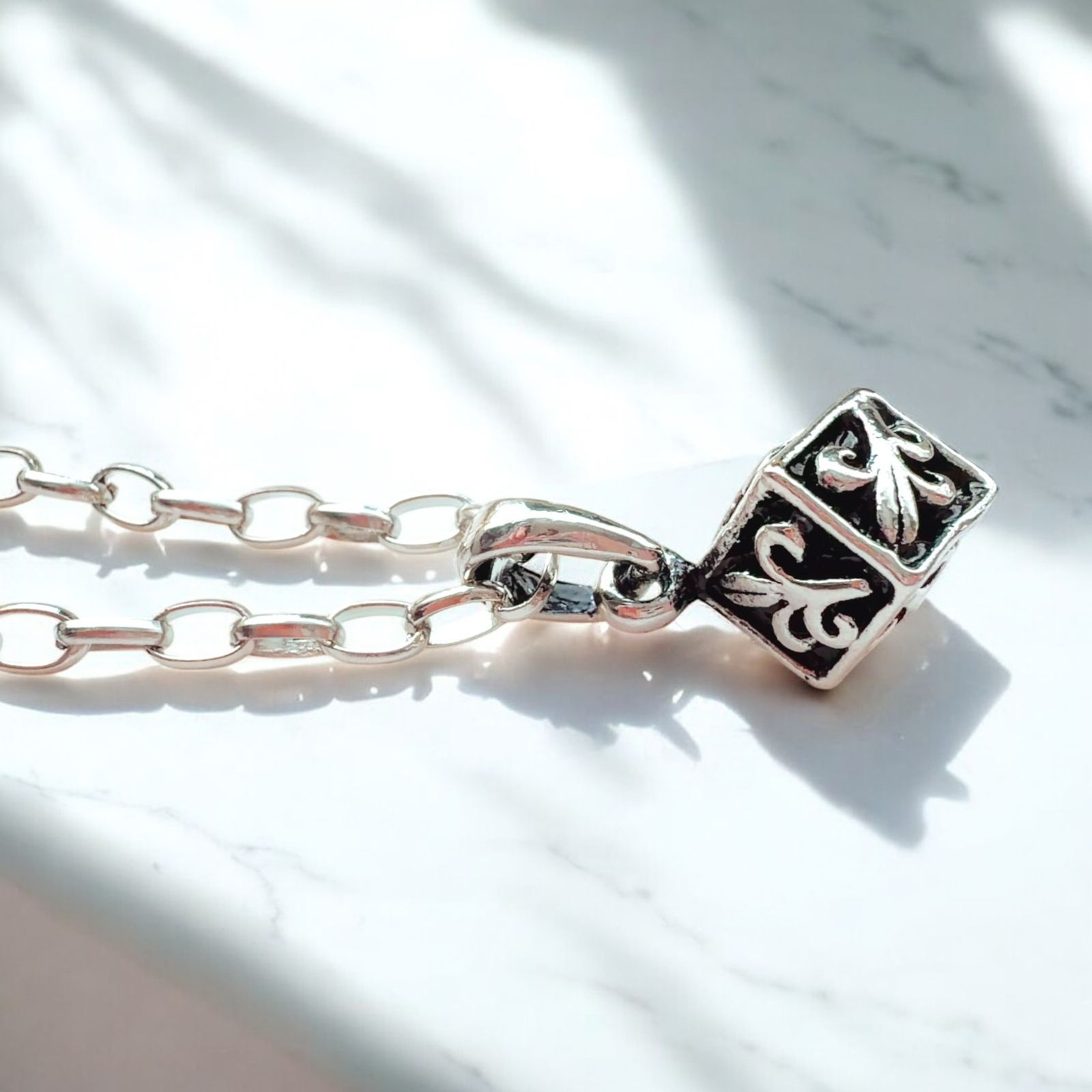 K117 王族の証 セレスティアル・キューブ 王族にふさわしい品格と力を