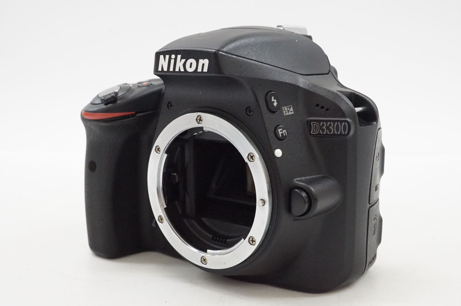 C061402 Nikon D3300 デジタル一眼レフ ボディー シャッター数9500回以下