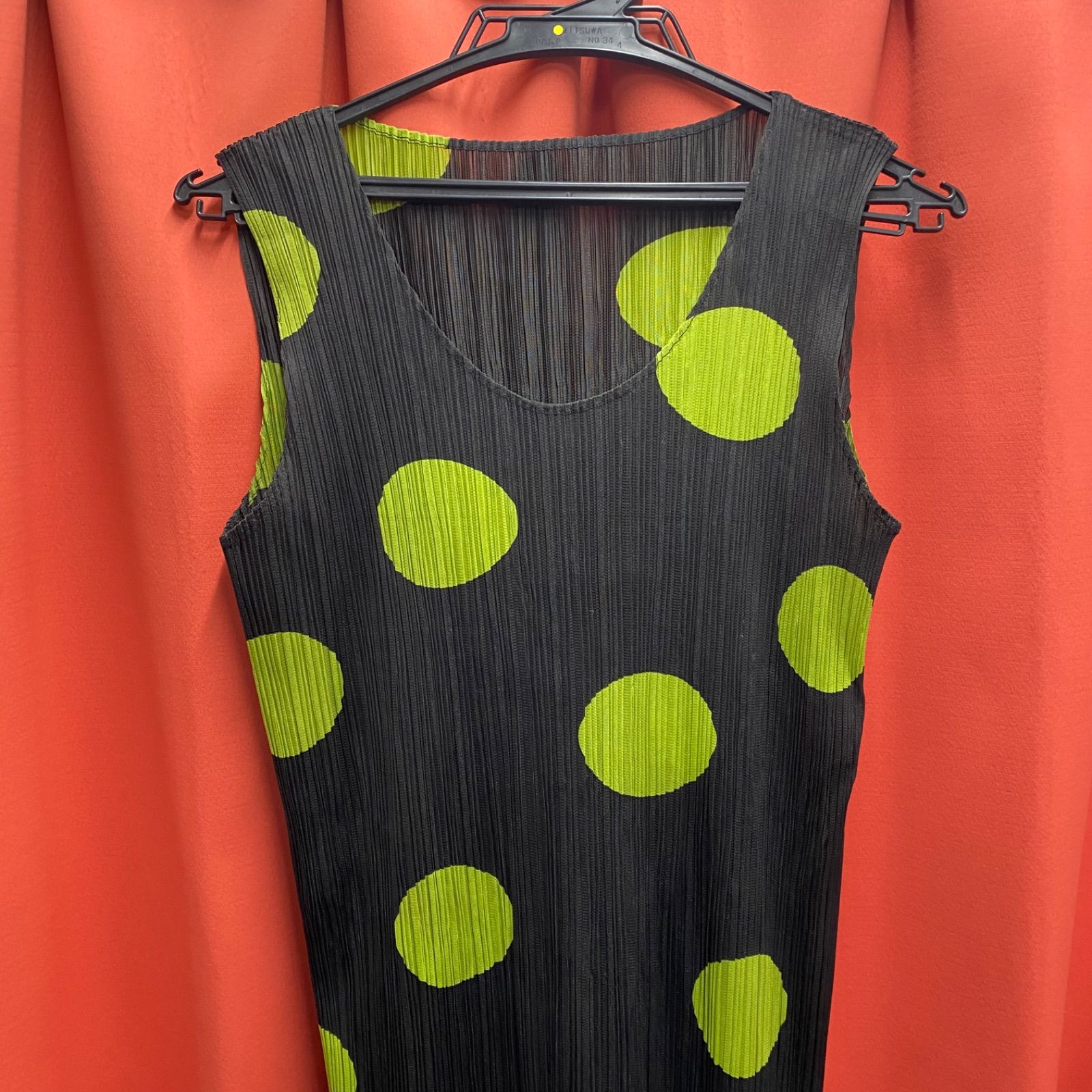 ISSEY MIYAKE イッセイミヤケ PLEATS PLEASE プリーツプリーズ