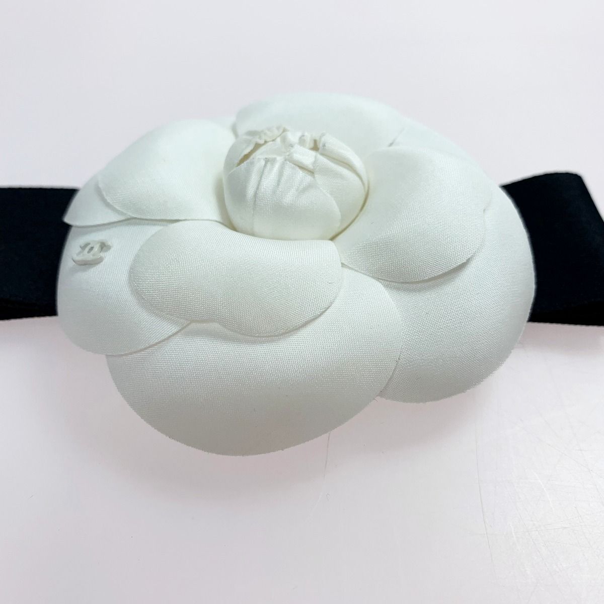 CHANEL シャネル コサージュ カメリア ホワイト×ブラック レディース