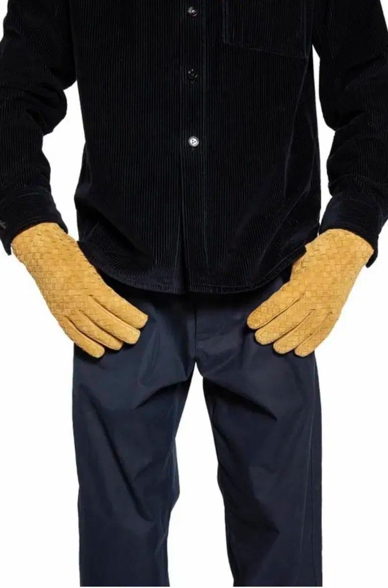 ボッテガ ヴェネタ ラム スキン スウェード 手袋