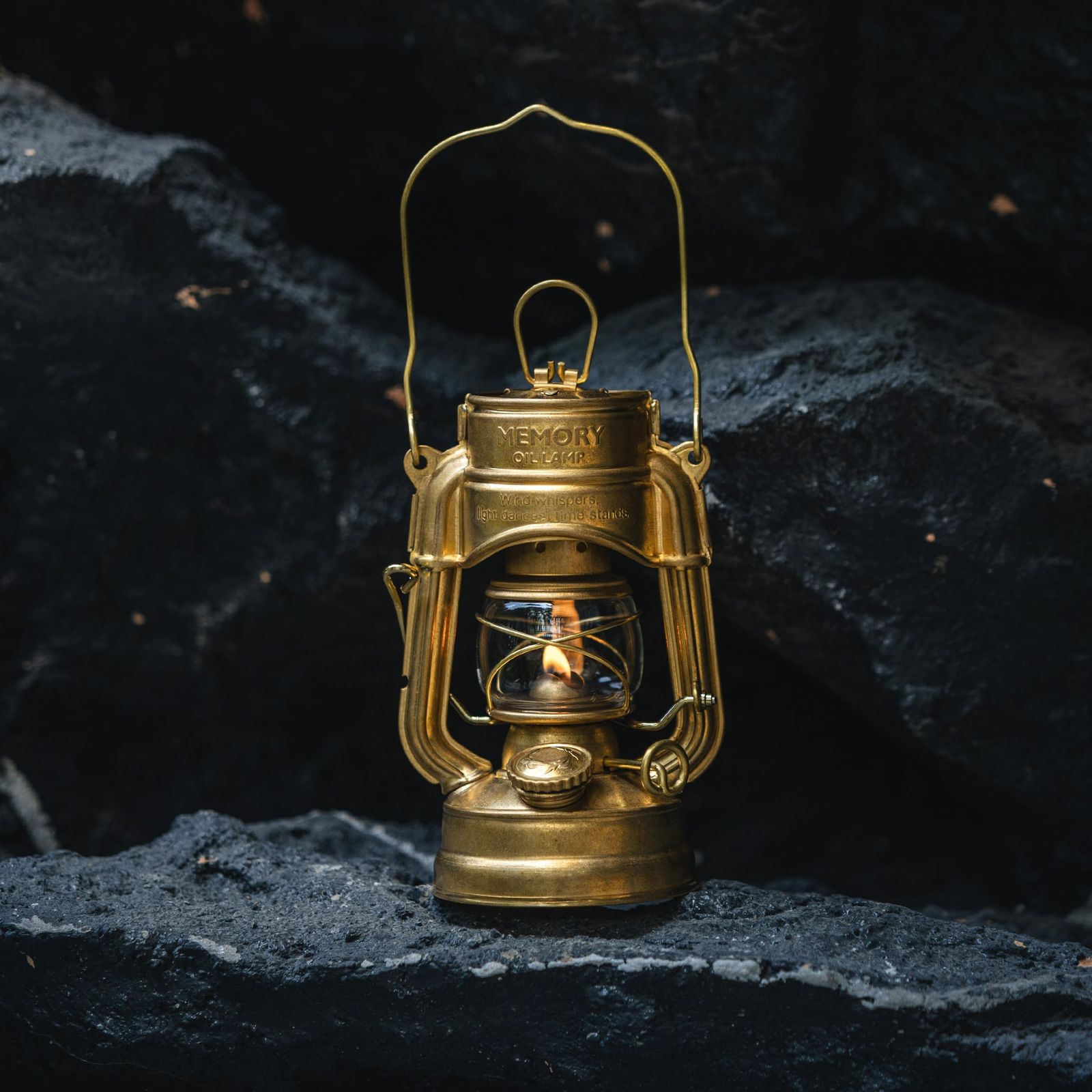 ハンドランタン キャンプ