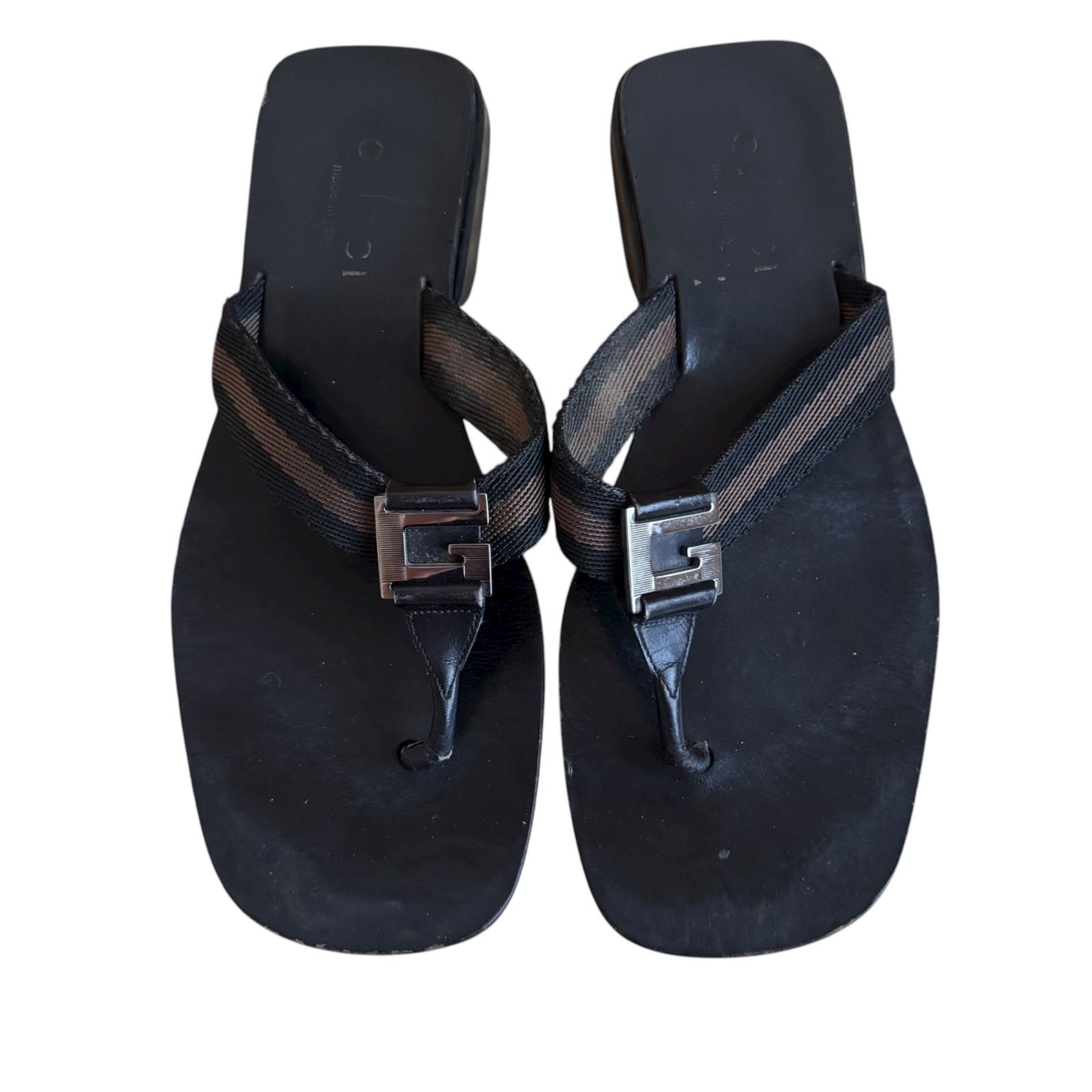 RE244 GUCCI グッチ サンダル レザー Gロゴ トング ブラック イタリア製 メンズ 35 1 2サイズ