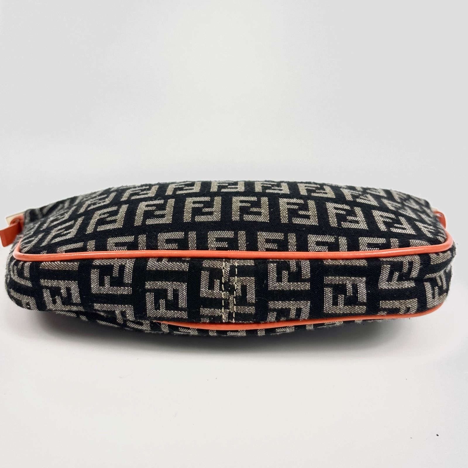 美品】フェンディ アクセサリーポーチ ズッキーノ シルバー金具 