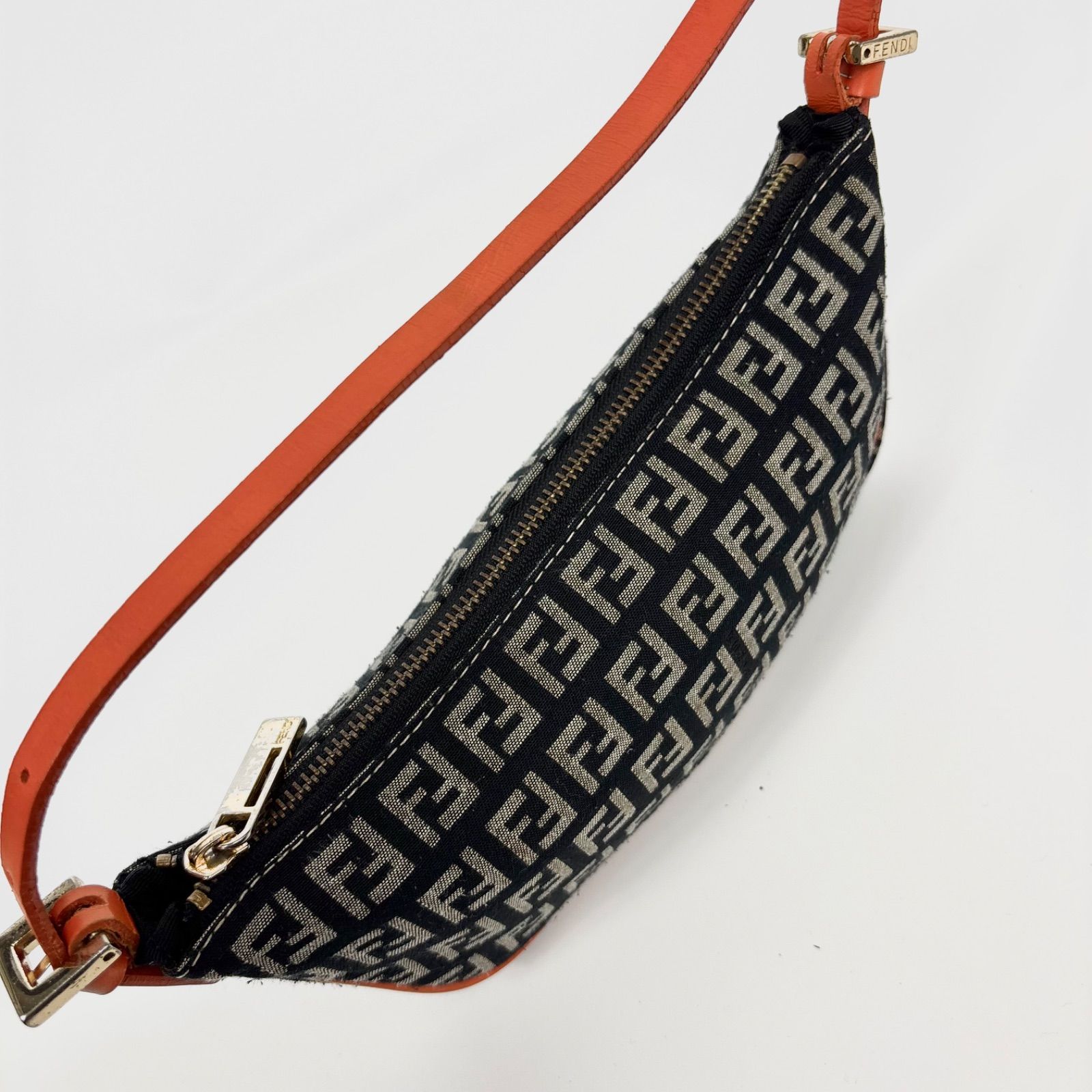 FENDI ズッキーノ ズッカ ハンドバッグ アクセサリーポーチ ミニバック