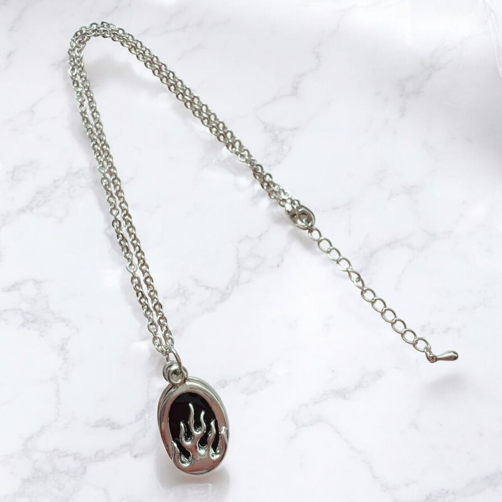 本日限定全品送料無料！ K557 アレスの愛 ーソレイユ エヴォリューションー 片思い成就 燃えるような恋心を爆誕させる恋愛成就 LOVE ファイヤー ブラック ネックレス N.Kelly モテる金運 おまじない 強力 財運 占い 開運 お守り 炎 男女兼用 ユニセックス men s 卓越した