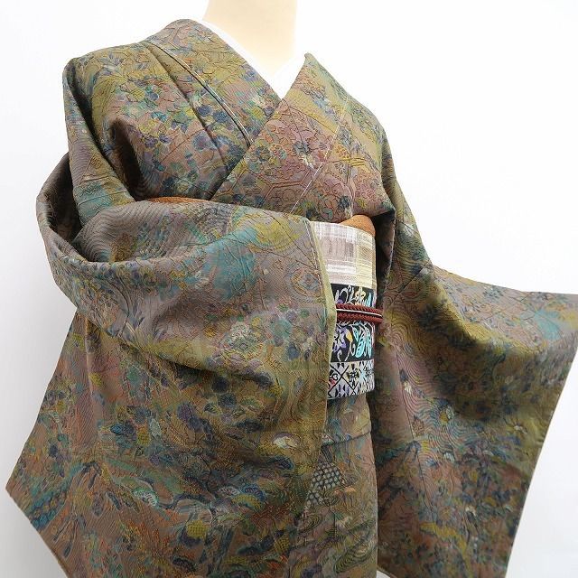 正絹 仕付け糸付”重なる彩りにエレガンスを香らせる茶屋辻”付下げ