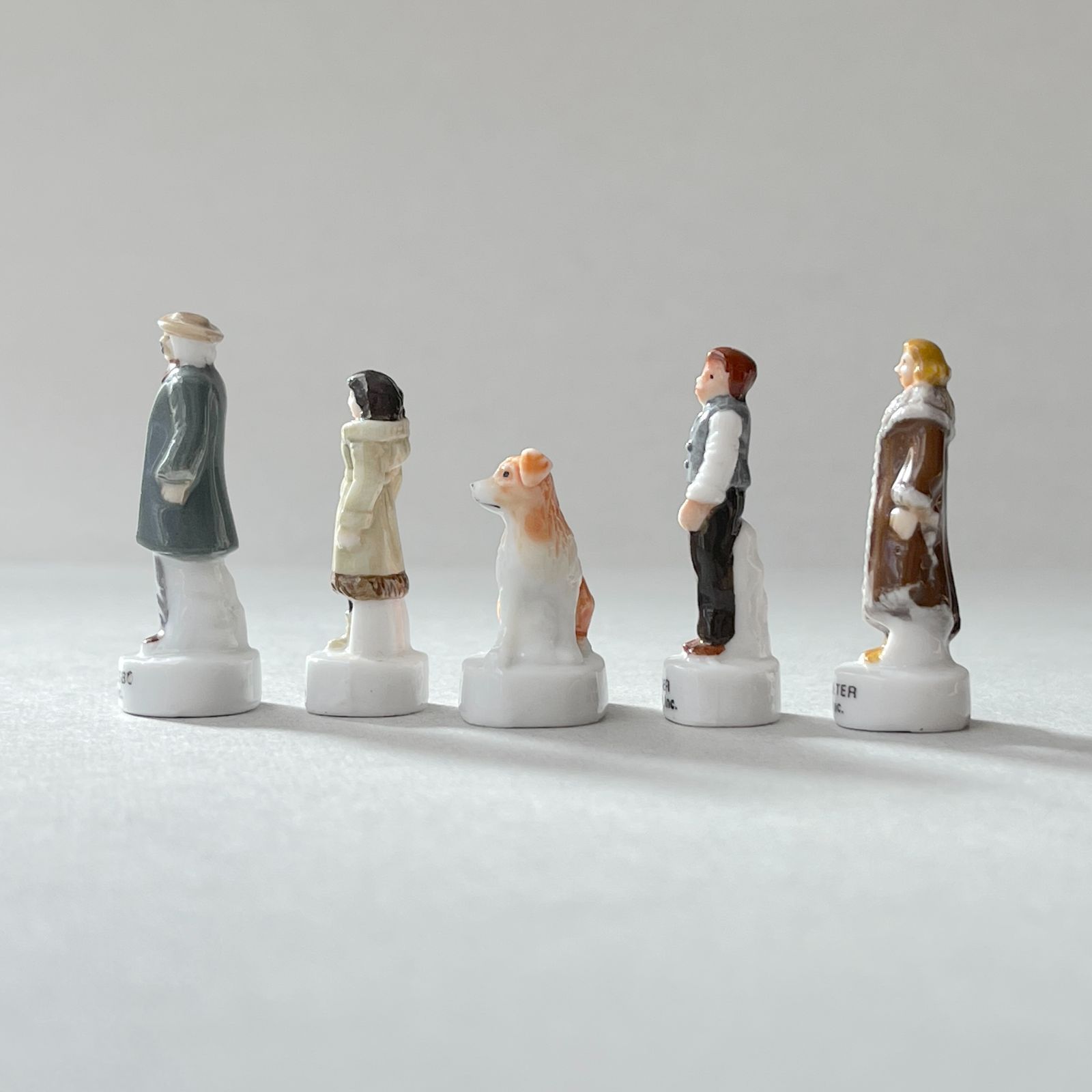 マーシャとクマ　フェーブ　フェーヴ　フランス　陶器　ミニチュア　フィギュリン マーシャとクマ フェーブ フェーヴ フランス 陶器 ミニチュア フィギュ