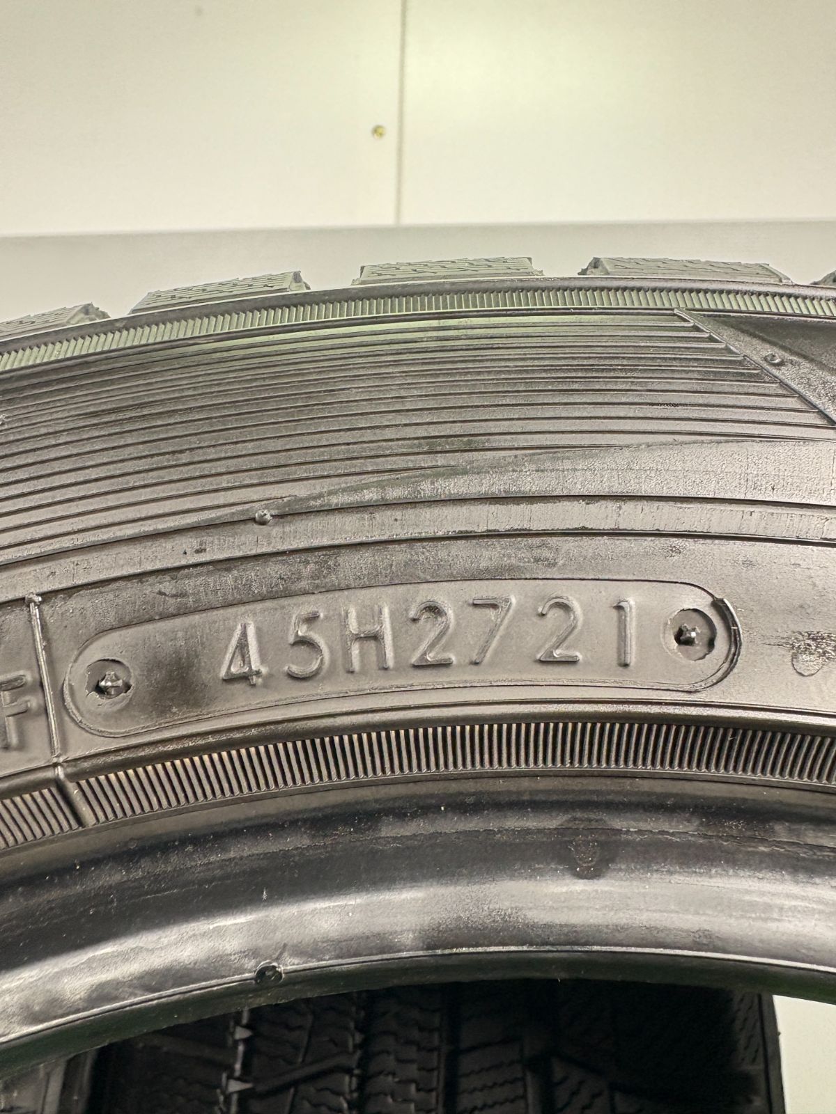 スタッドレス TA