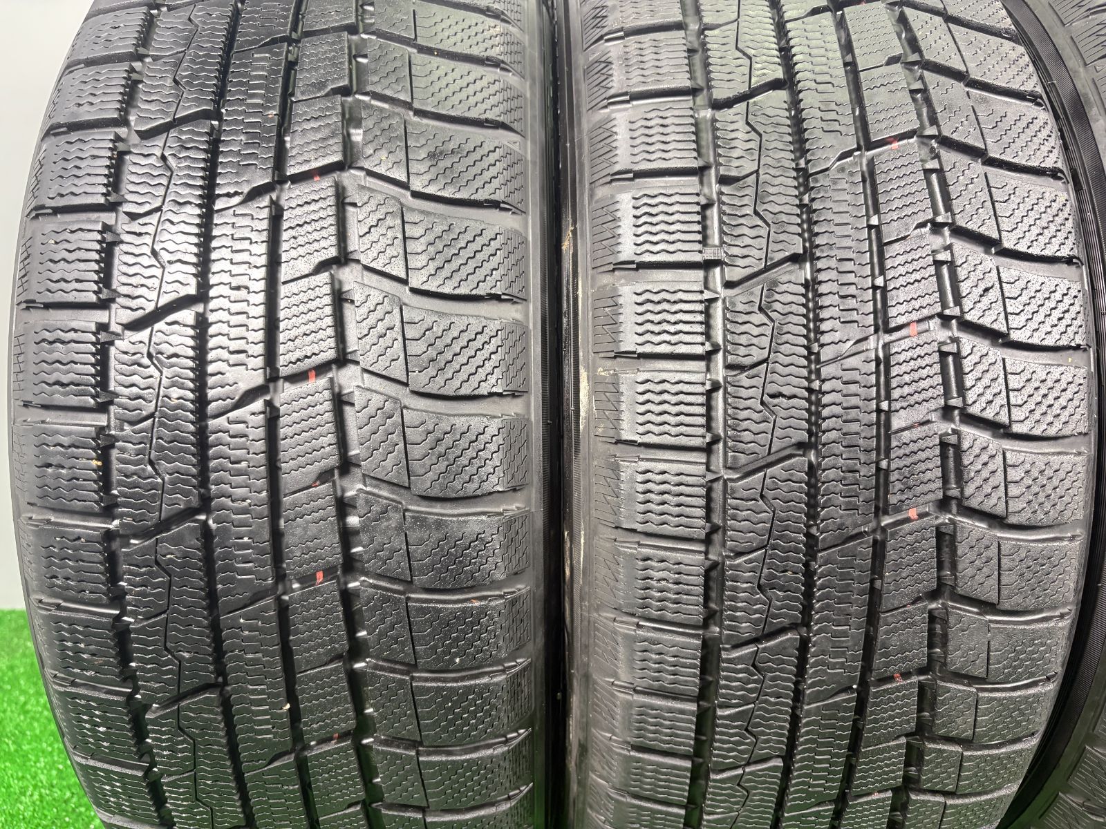 205 55 R 17 トーヨー TX 4本 冬 タイヤ スタッドレス TA 732