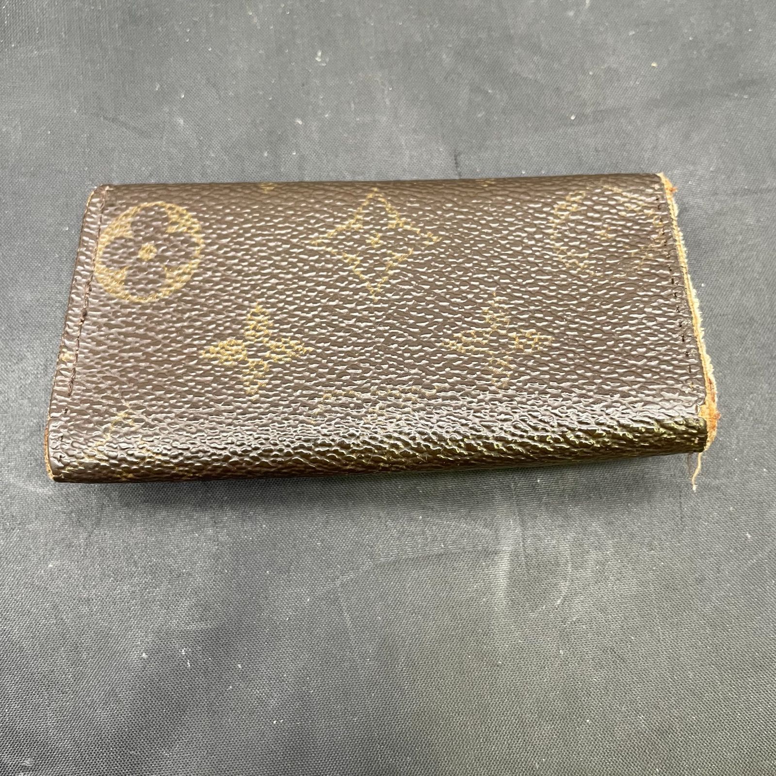 ルイヴィトン モノグラム ミュルティクレ4 B25110122