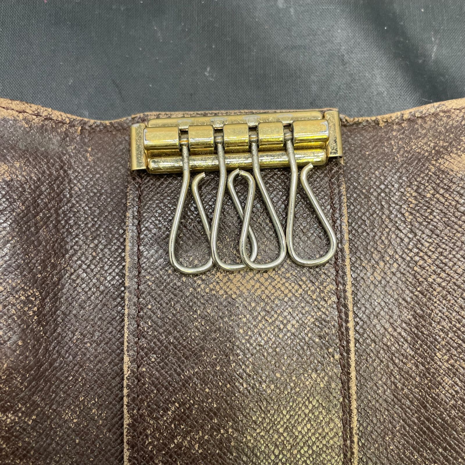 ミュルティクレ4 B25110256