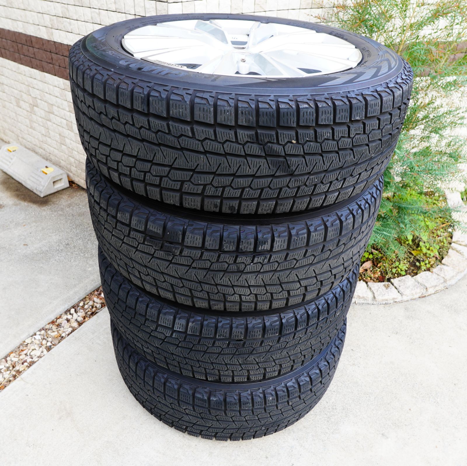 2023年製 BMW X3 YOKOHAMA アイスガード スタッドレスタイヤ&ホイール