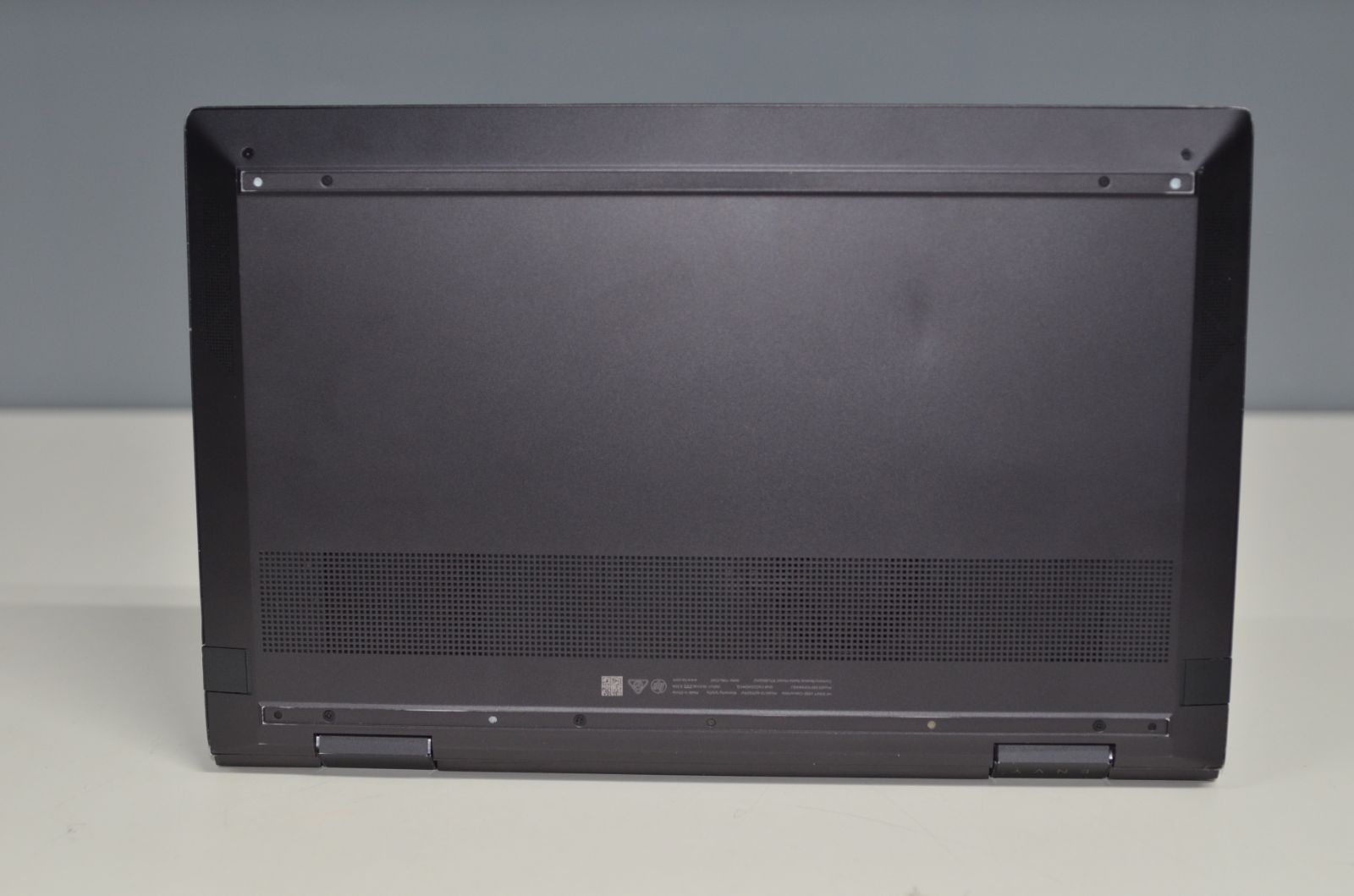 中古良品ノートパソコン HP ENVY X360 13-ay1052AU Windows11+office 