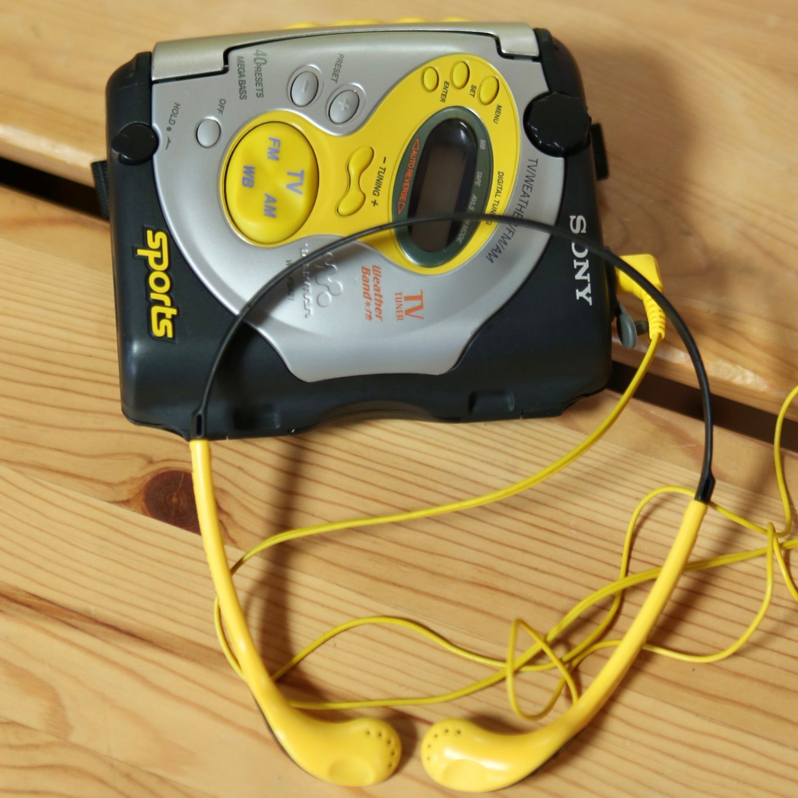 SONY SPORTS WALKMAN WM-FS421 MEGABASS搭載 防滴仕様 ウォークマン
