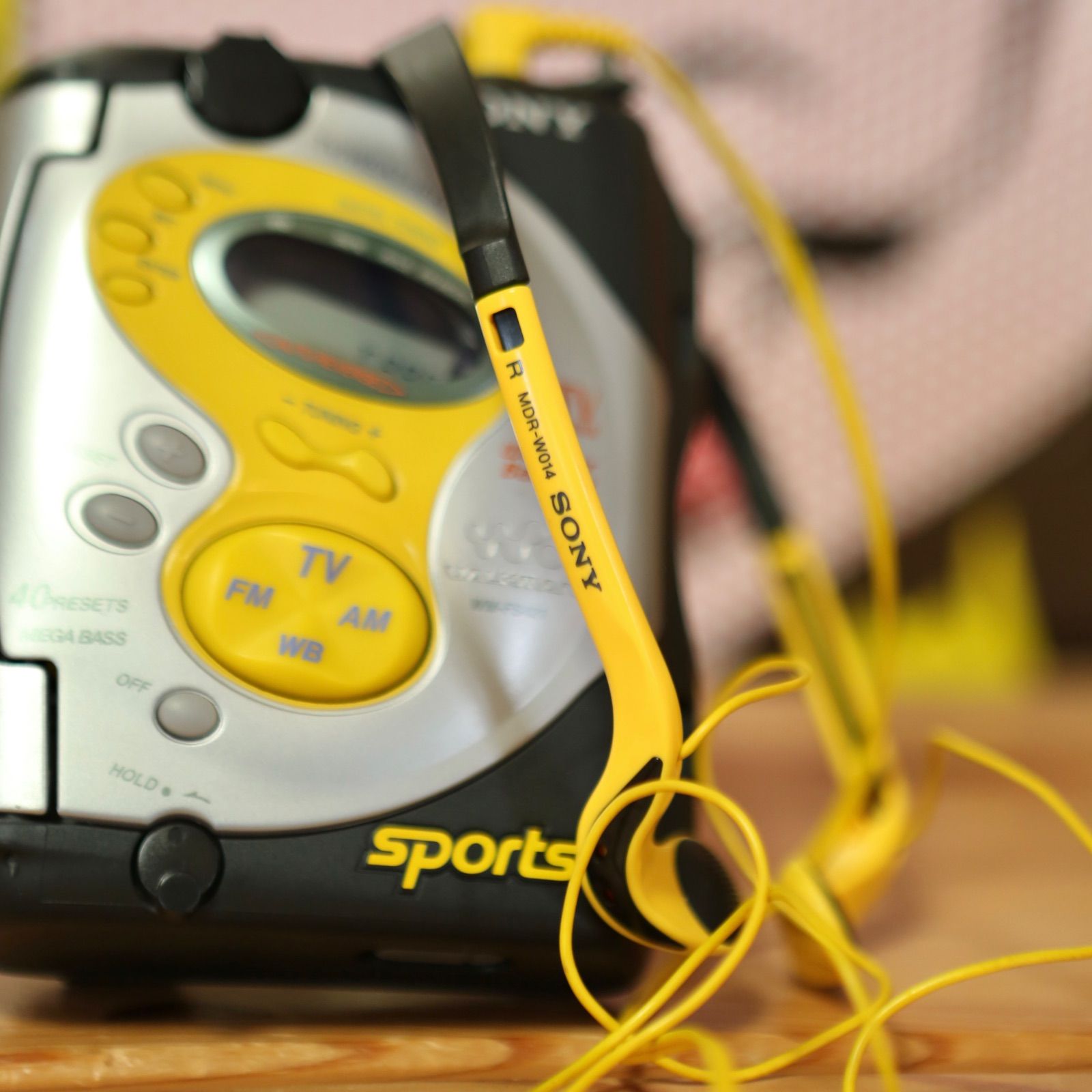 SONY SPORTS WALKMAN WM-FS421 MEGABASS搭載 防滴仕様 ウォークマン