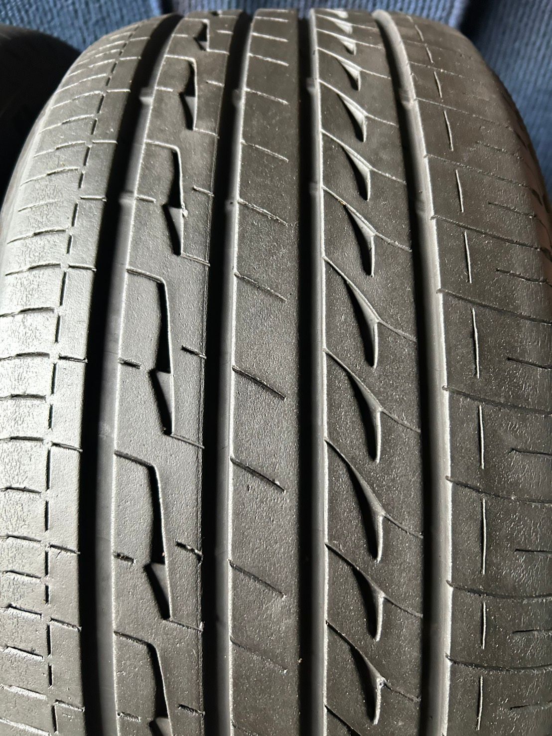 造 溝7分山 REGNO GR X 2 2本 225 45 R 17 ASP 3328