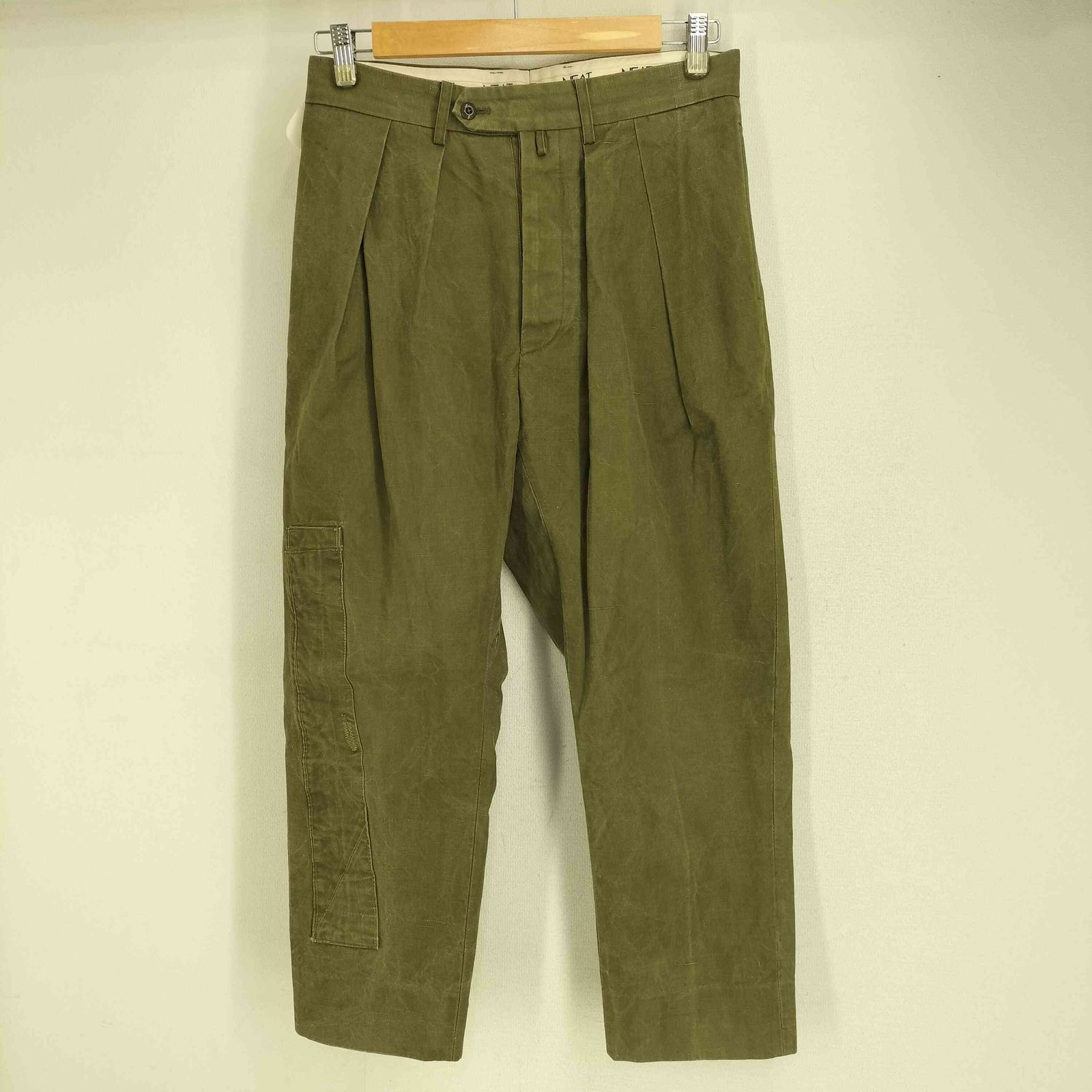 NEAT ニート トラウザー テントクロス 44 NEAT(ニート) テントクロス2タックトラウザーパンツパンツ カーキ