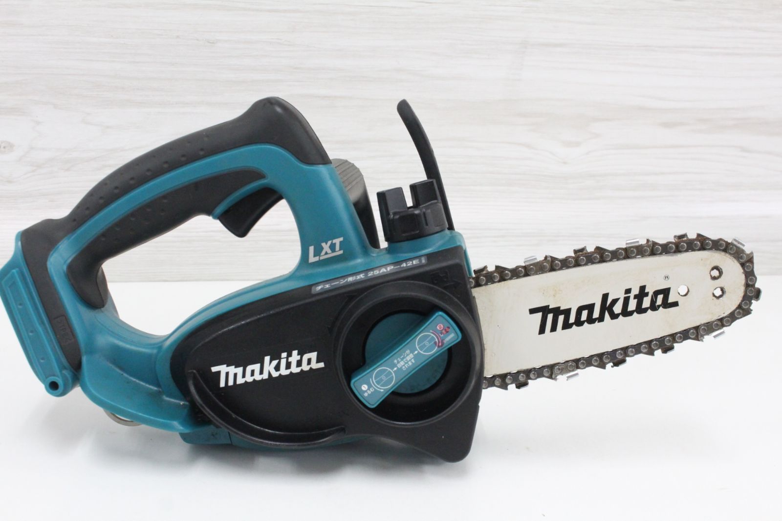 行董 マキタ 充電式チェーンソー 14.4V UC121D 小型 チェーンソー ガーデニング DIY 現状品 AS0U04