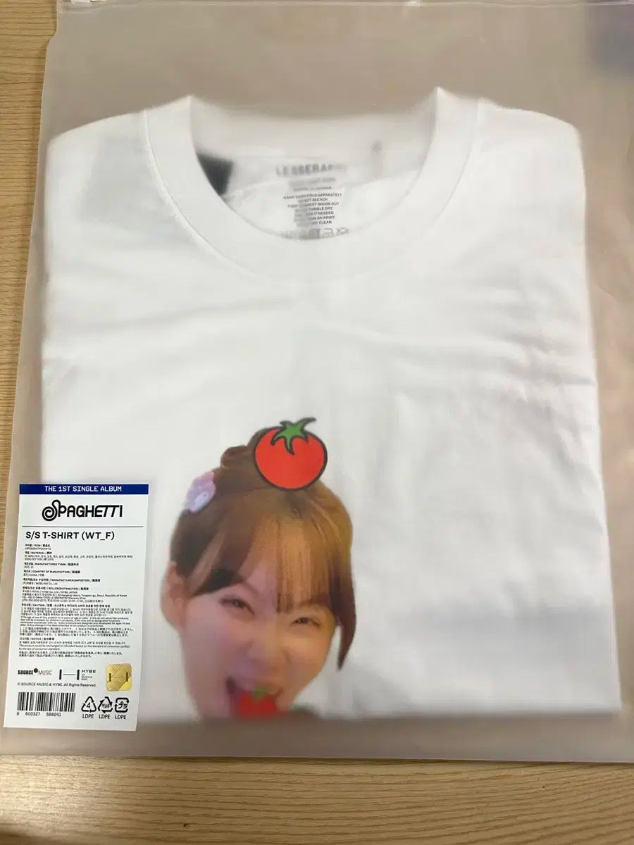 イリラブ LE SSERAFIM(ルセラフィム) キム・チェウォン(KIM CHAEWON) T