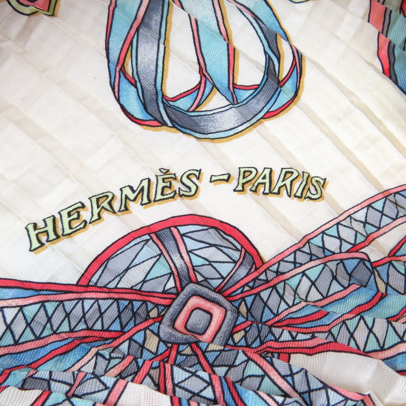 HERMES エルメス カレ90 LES RUBANS DU CHEVAL『馬のリボン 』プリーツ