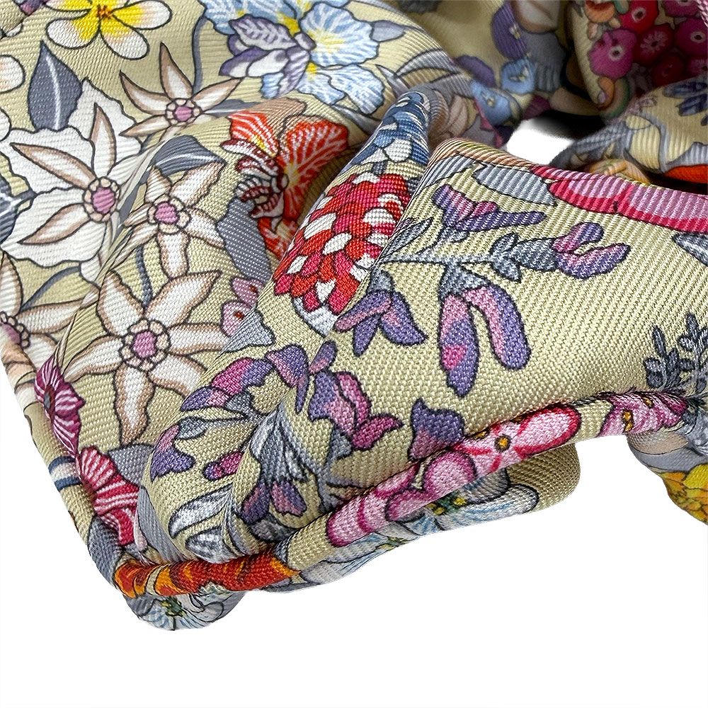 シュシュ ヘアアクセサリー