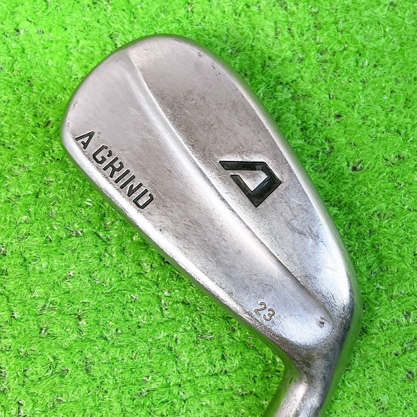 エーデザインゴルフ A GRIND アイアン型ユーティリティ 4番手 23° 右打ち メンズ DESIGN GOLF Dynamic G 105 S 200
