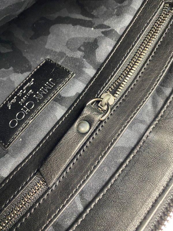 ジミーチュウ スタッズ