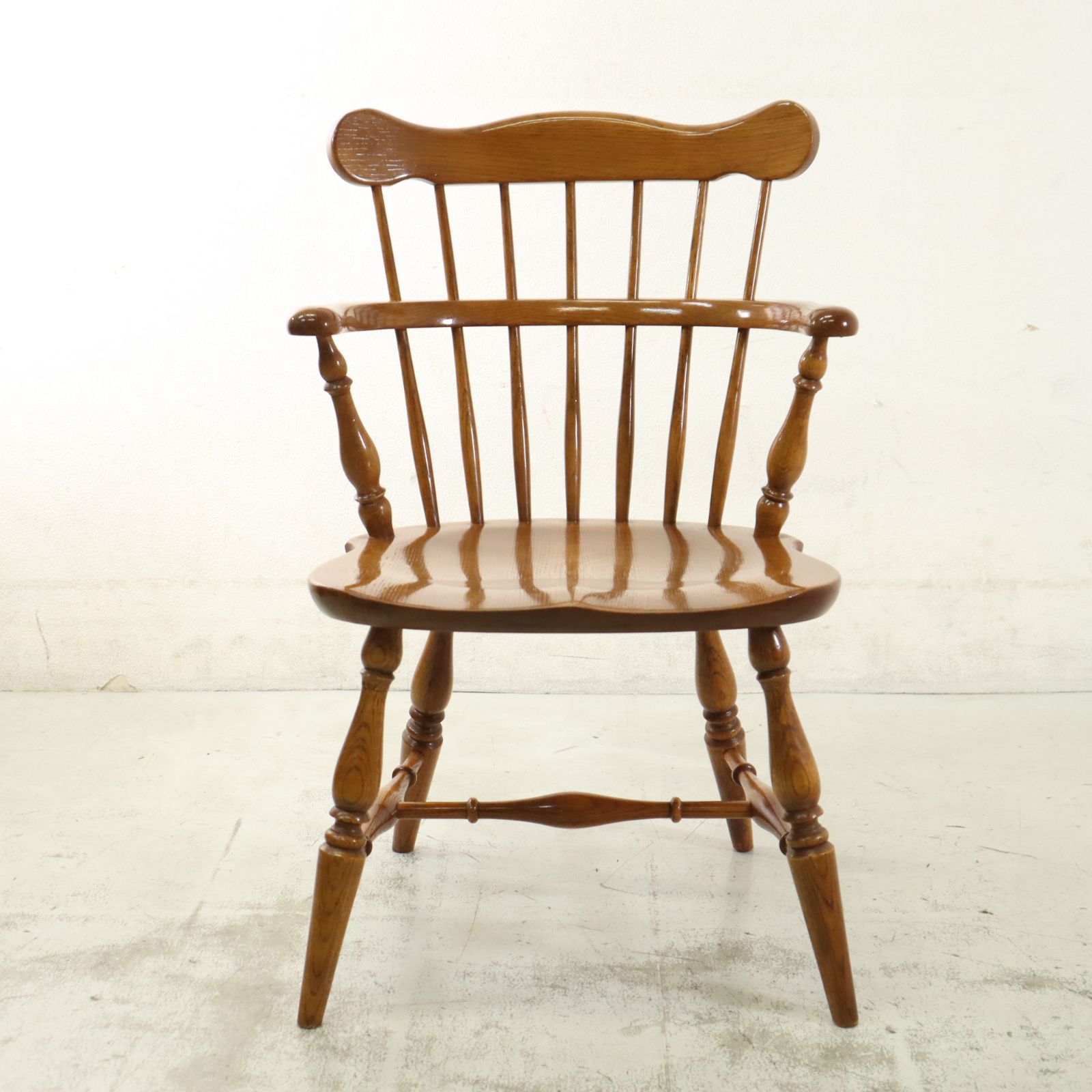 飛騨高山の家具 柏木工 ダブルコムバック ダイニングチェア ウィンザーチェア カントリー クラシカル家具 英国アンティーク調 スピンドル加工 品番584 297h06