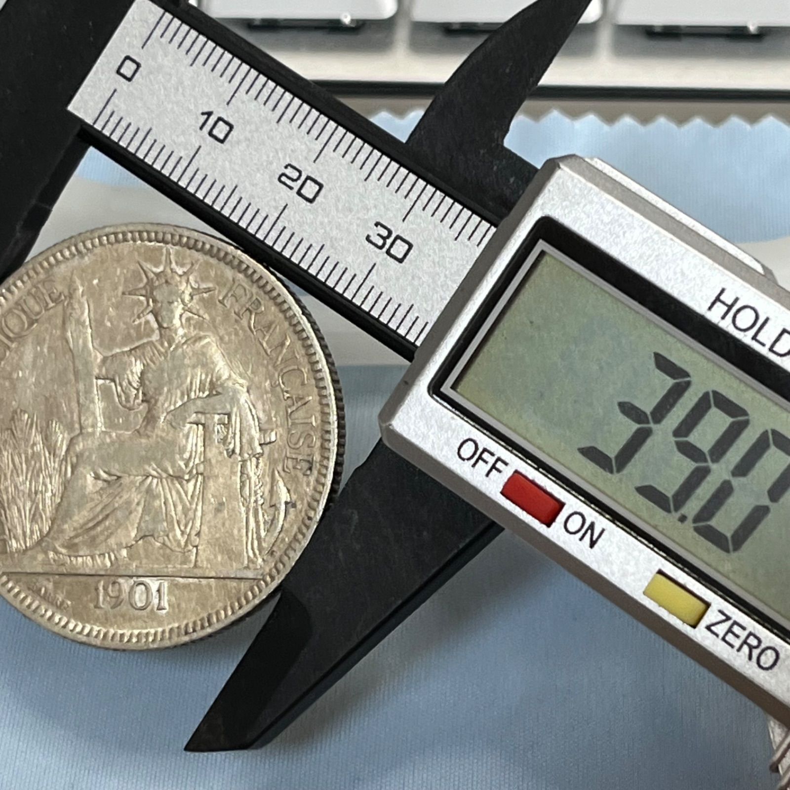 銀貨】1901年 フランス領インドシナ 1ピアストル銀貨／アジア貿易を