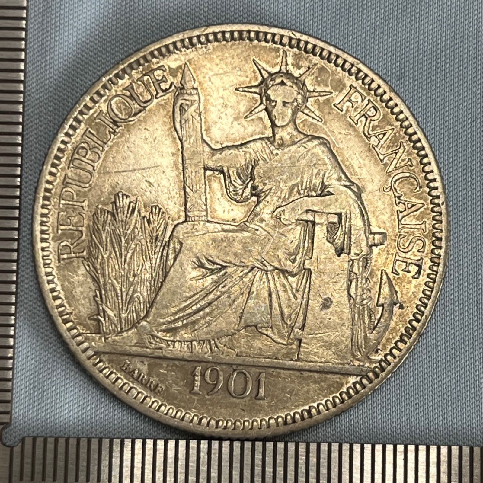 銀貨】1901年 フランス領インドシナ 1ピアストル銀貨／アジア貿易を