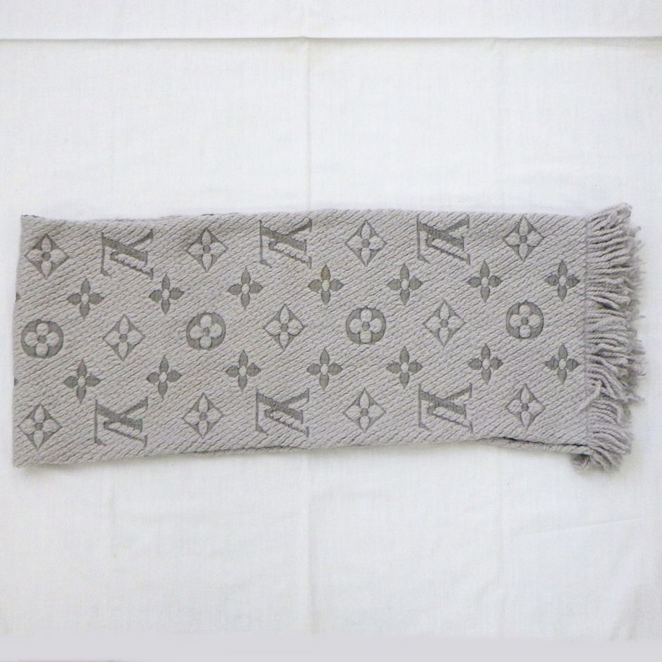 Louis Vuitton ルイヴィトン M 74742 エシャルプ ロゴマニア マフラー グリペルル グレー ウール94％ シルク6％ A 25 2286