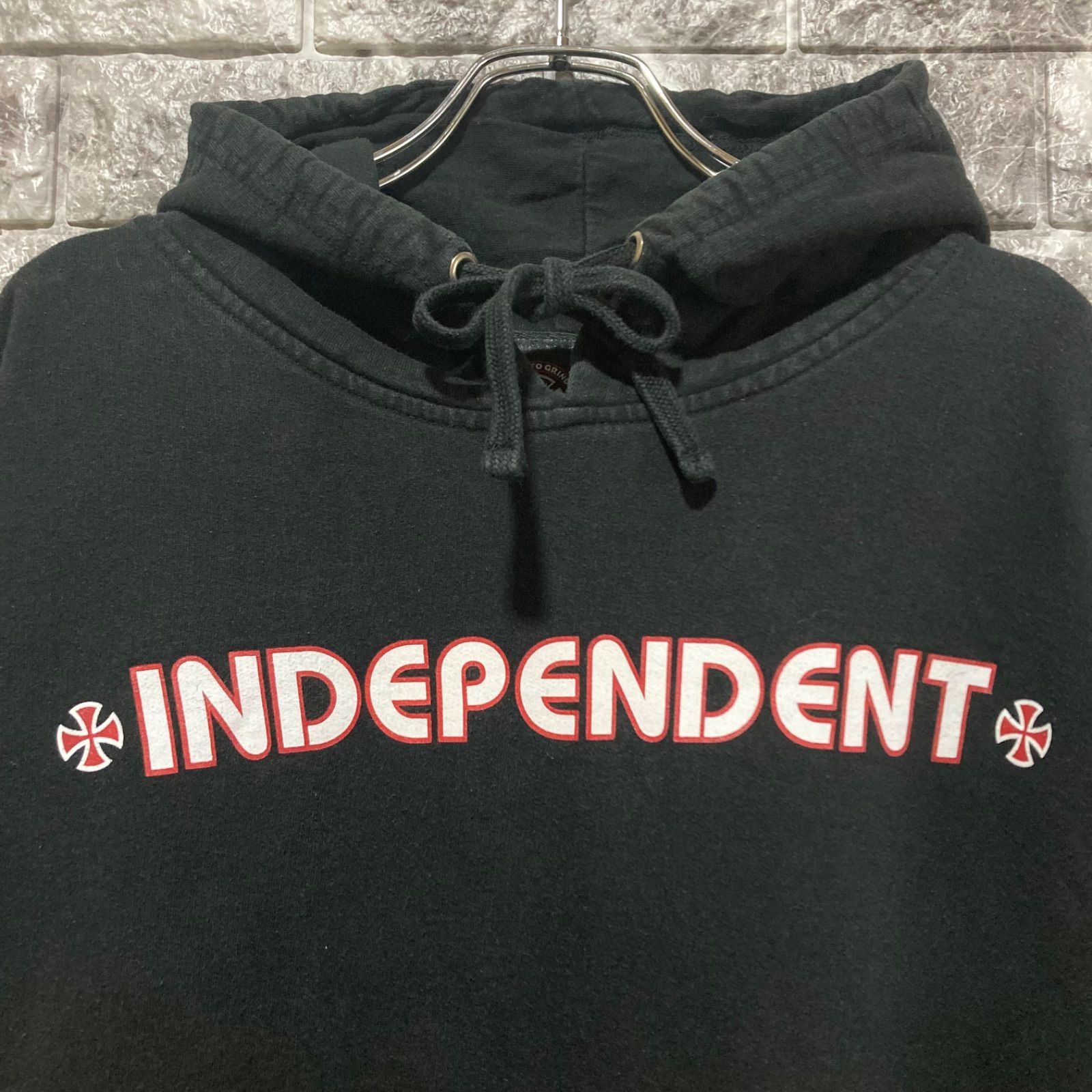 INDEPENDENT パーカー BLACK インディペンデント アイアンクロス