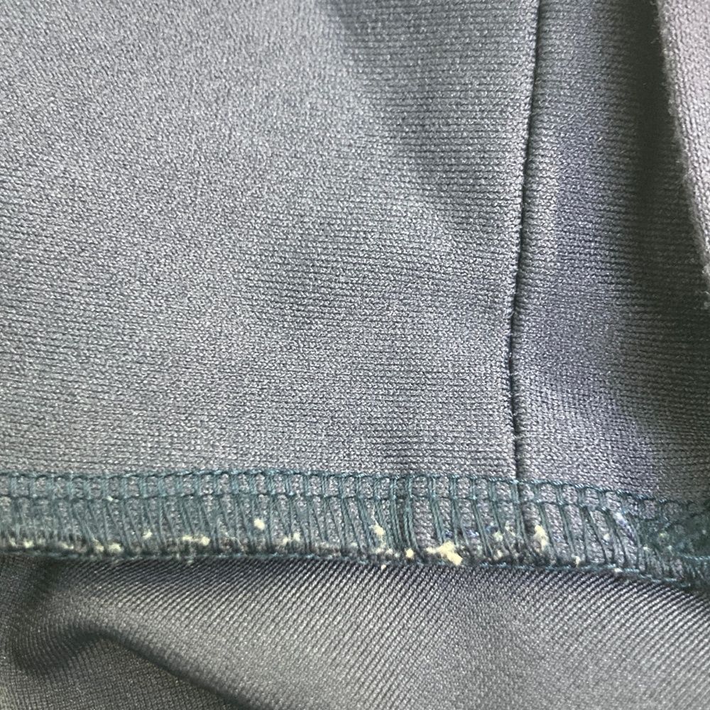 ブリーフィング ハイネック長袖Tシャツ