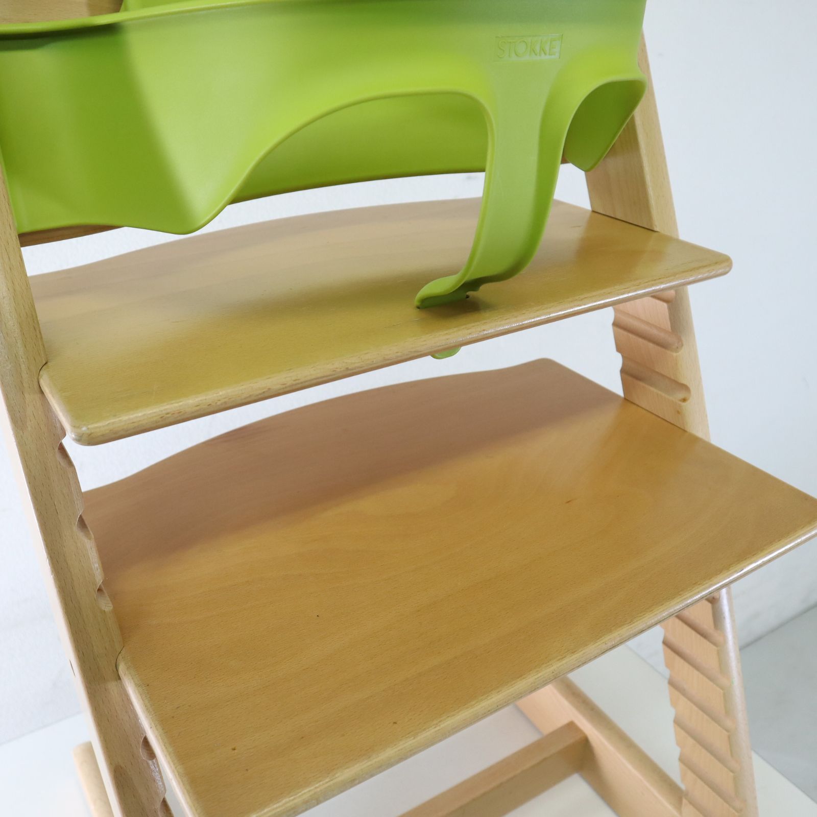 2024年製 STOKKE ストッケ トリップトラップチェア ナチュラル 新型