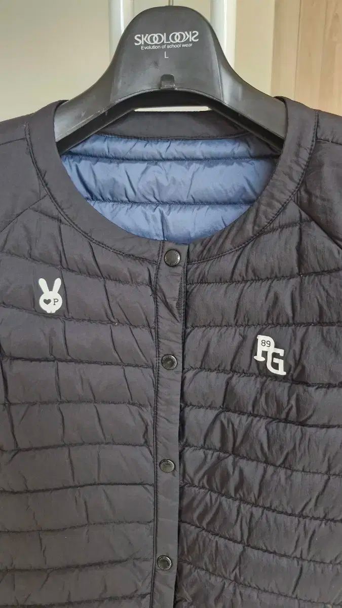 ペリーゲイツ レディース グースダウン 軽量ダウンベスト ブラック|95