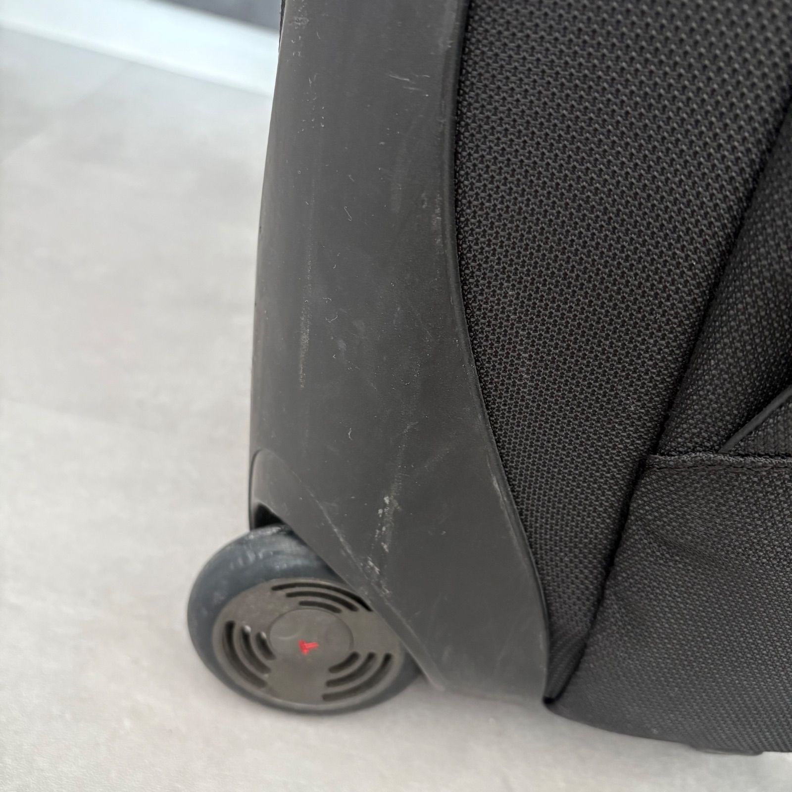 T-TECH キャリーバッグ