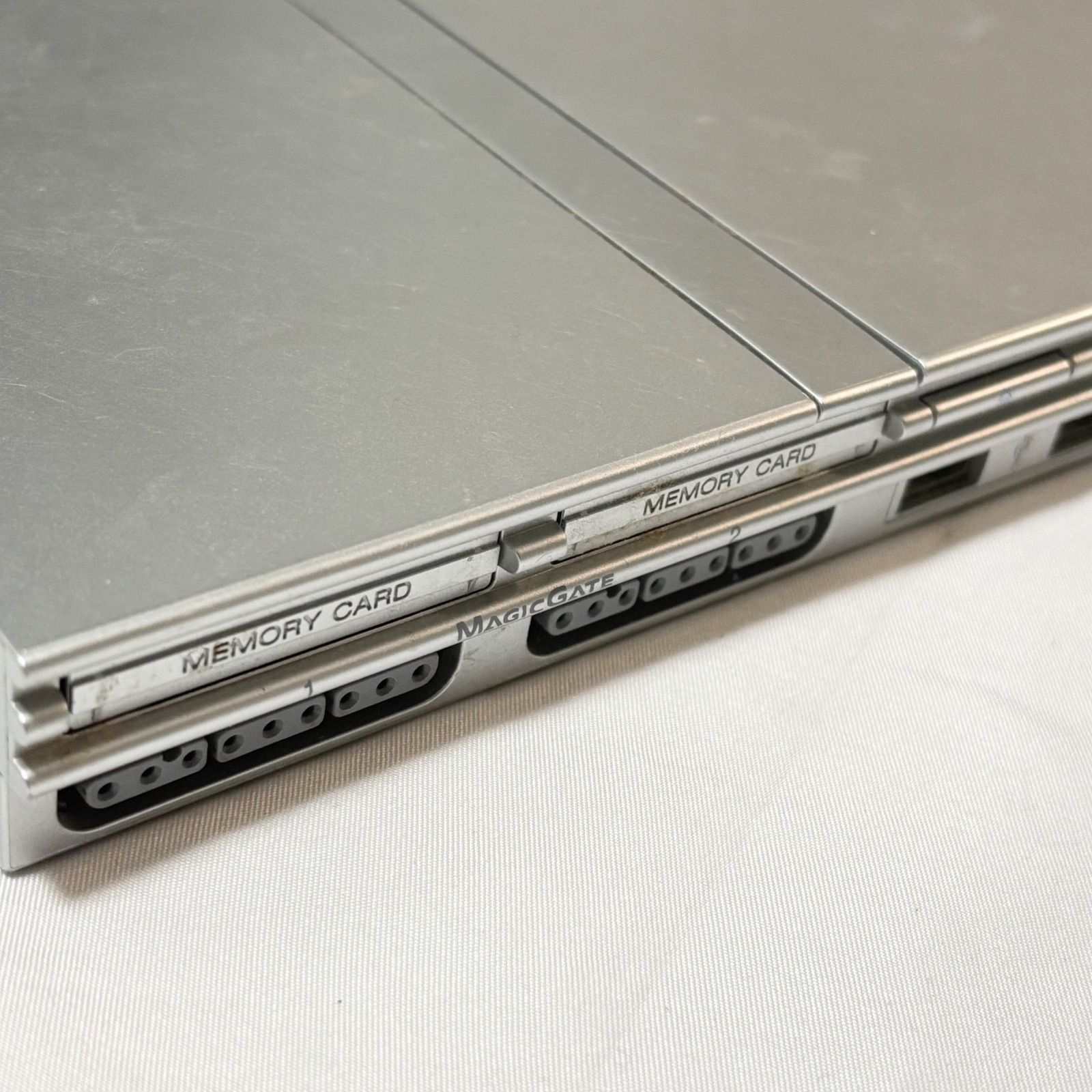 PlayStation 2|プレステ2|薄型|PS 2|シルバー|ゲーム機本体|コントローラー1台|動作品|稼働品| 品|メモリーカード8 MB