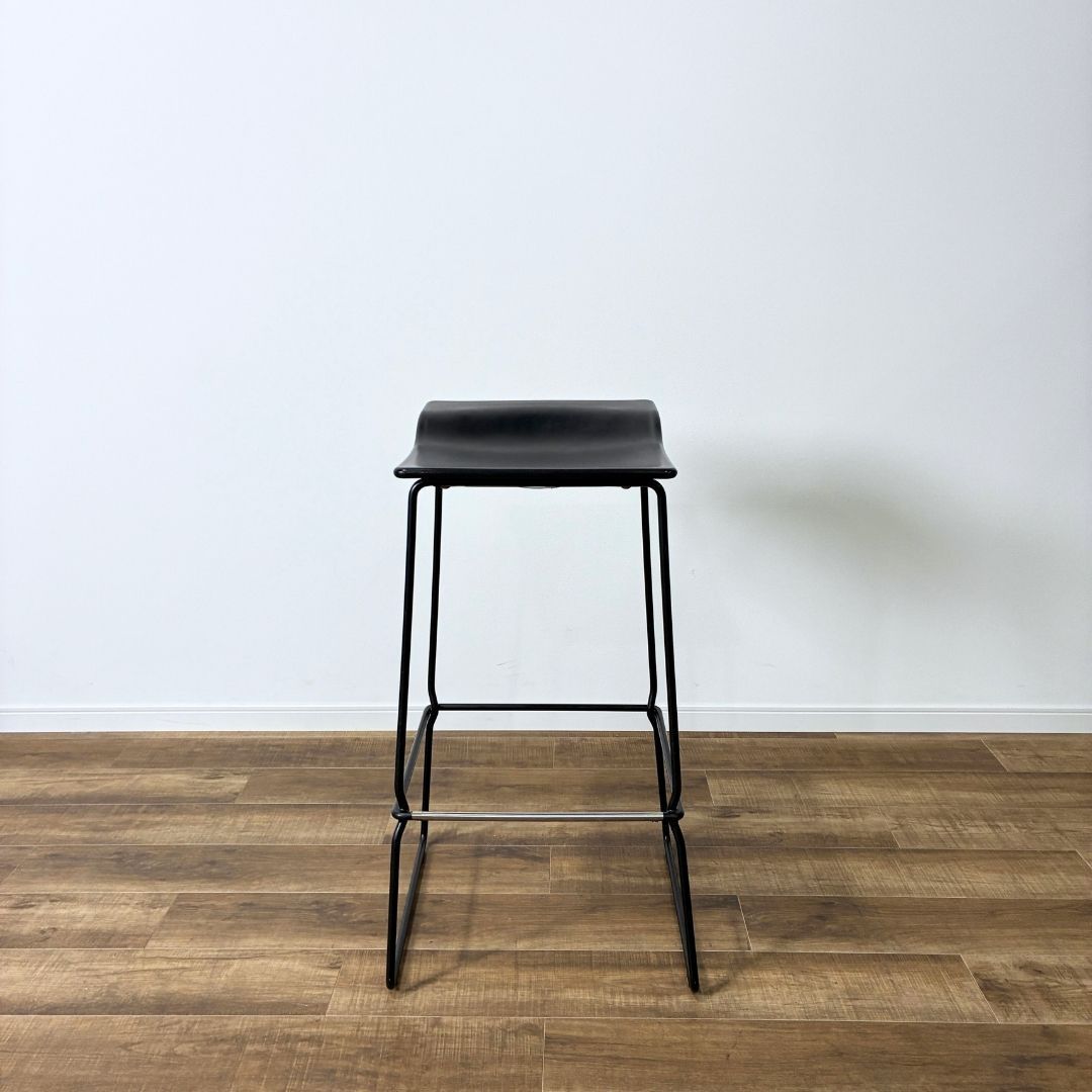 ハイスツール ブラック