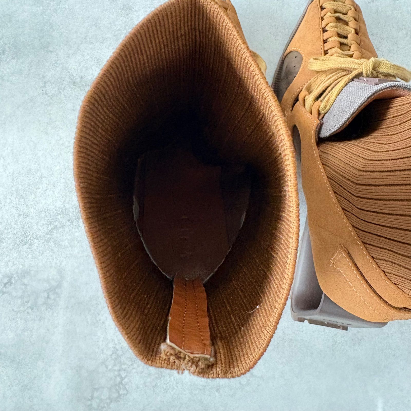 ソックスブーツ