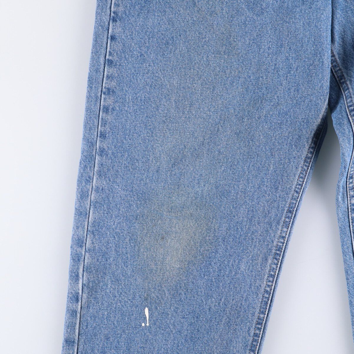 テーパードデニムパンツ